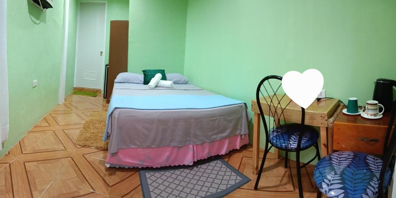 Susing Seaside Guesthouse モアルボアル エクステリア 写真